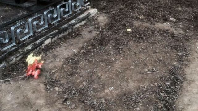 Невідомі нахабно понівечили могилу Героя Небесної сотні Невідомі нахабно понівечили могилу Героя Небесної сотні