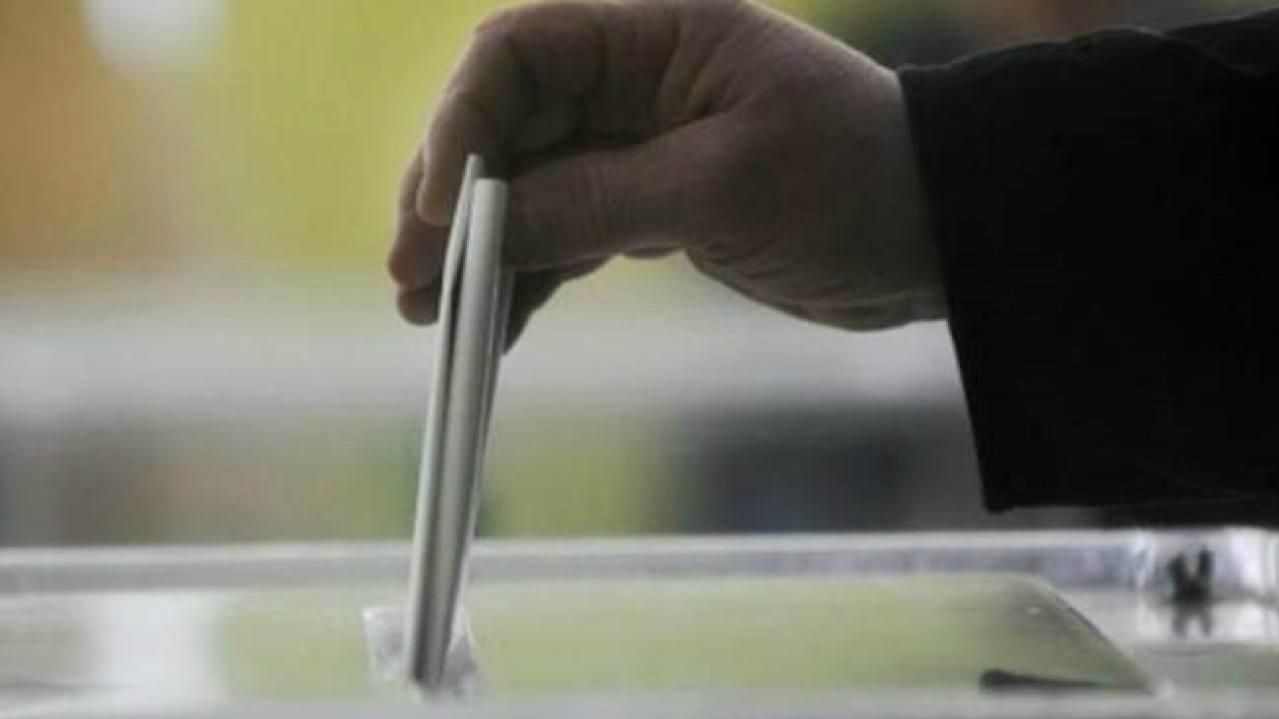 Керівництво Дніпропетровської МВК ігнорує вибори Керівництво Дніпропетровської МВК ігнорує вибори