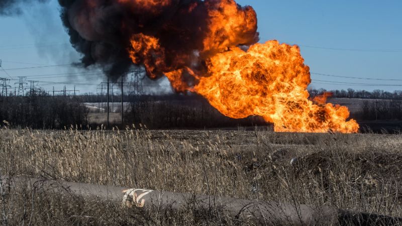 Боевики ночью вели активные провокационные обстрелы