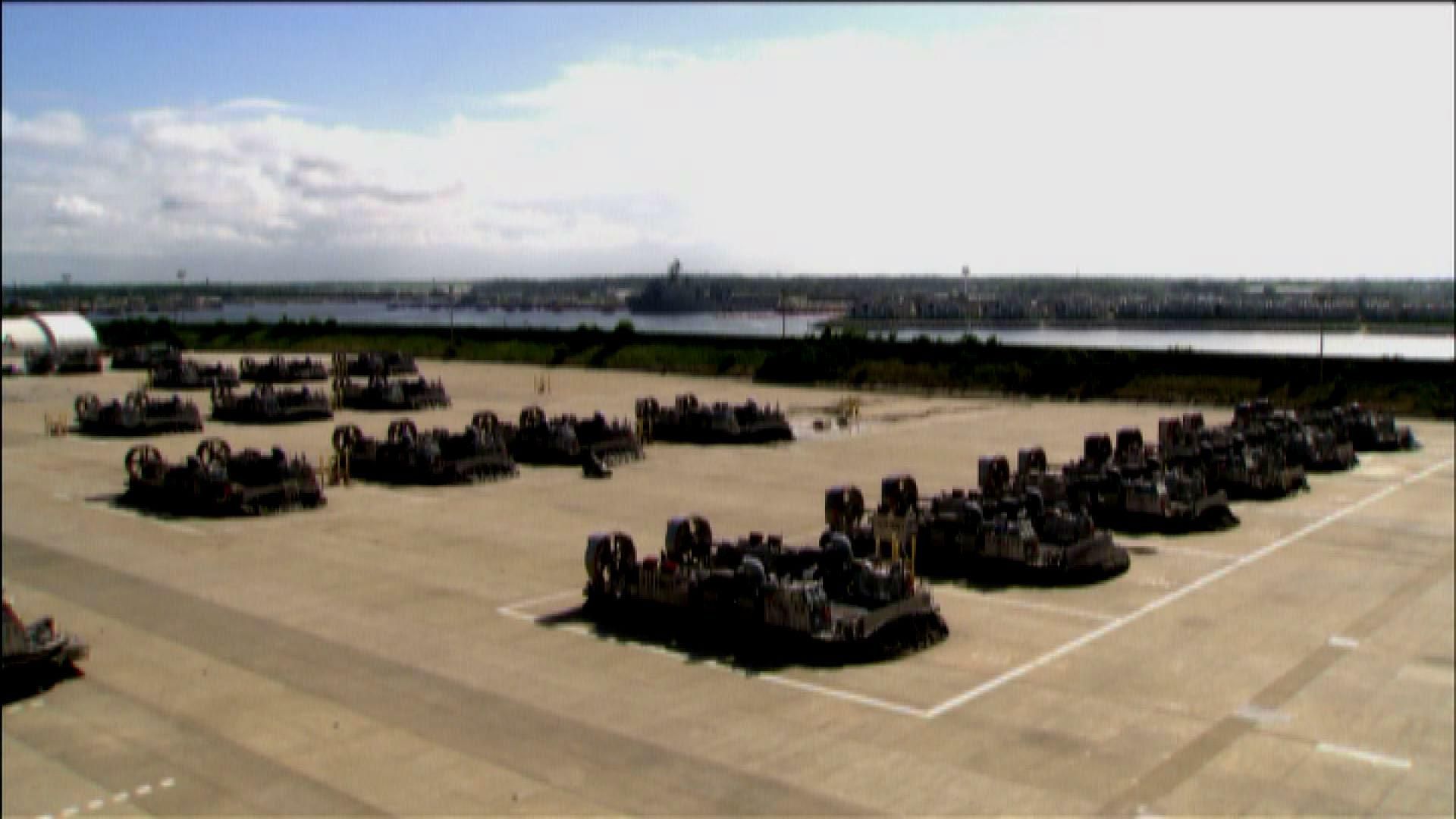 Корабель-амфібія "Тайфун" — останнє слово у військовій техніці Корабель-амфібія "Тайфун" — останнє слово у військовій техніці