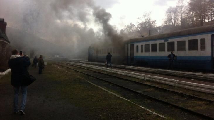 На Івано-Франківщині спалахнув пасажирський потяг