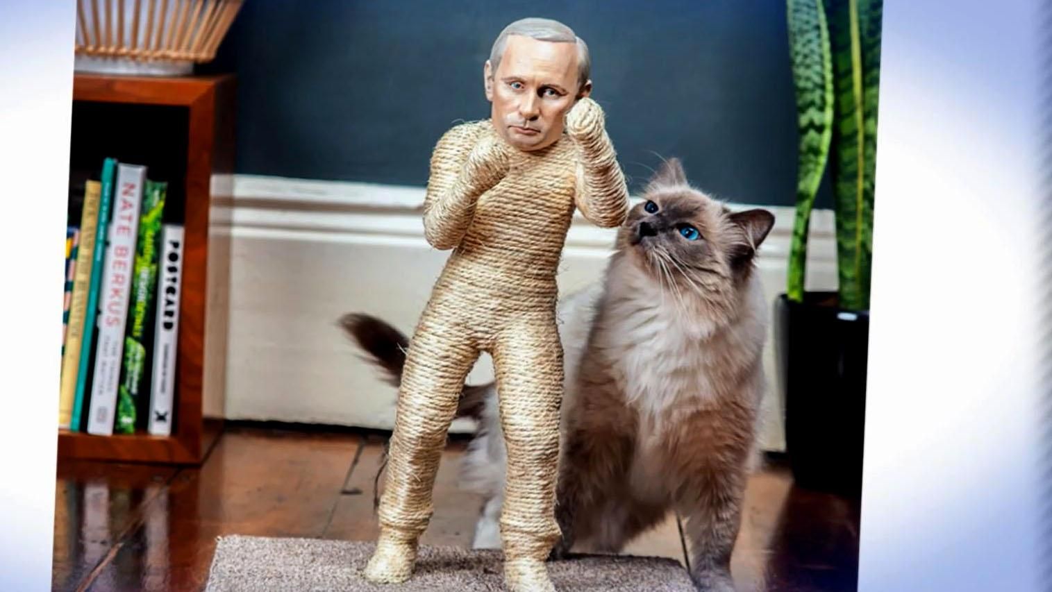Кукольный Путин покорил россиян: серия мини-статуэток