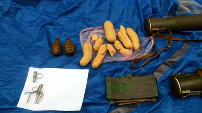 В центре Мариуполя правоохранители нашли взрывчатку и боеприпасы