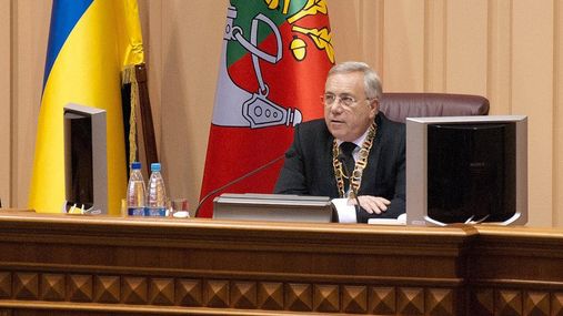 Городской совет Кривого Рога представил Вилкула мэром и разбежался