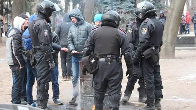 У ГПУ розповіли, хто підбирав і координував тітушок під час Євромайдану У ГПУ розповіли, хто підбирав і координував тітушок під час Євромайдану