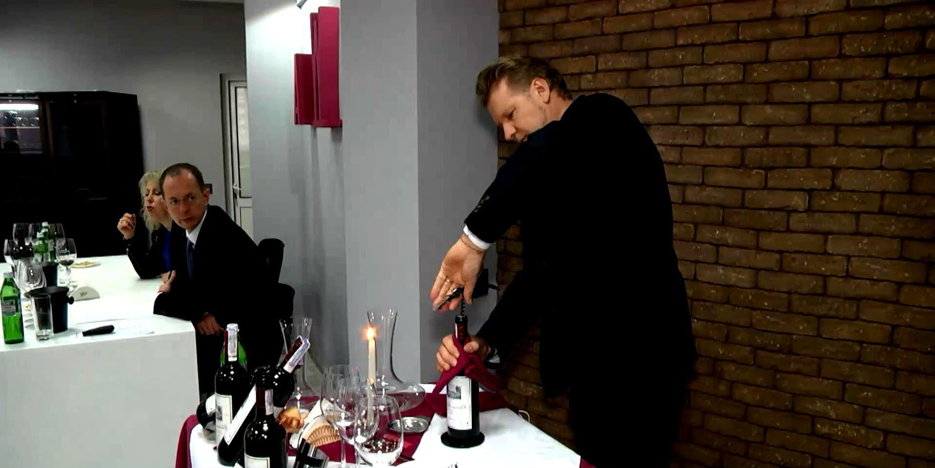 У Києві готуватимуть професійних сомел'є У Києві готуватимуть професійних сомел'є