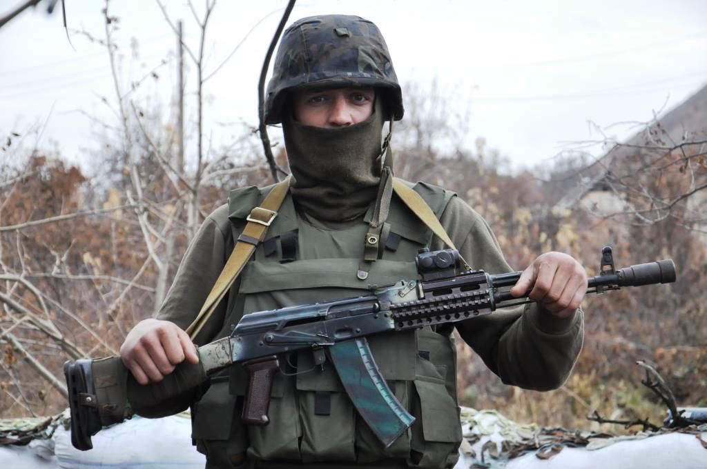 Ночью в зоне АТО по нашим позициям работало оружие боевиков Ночью в зоне АТО по нашим позициям работало оружие боевиков