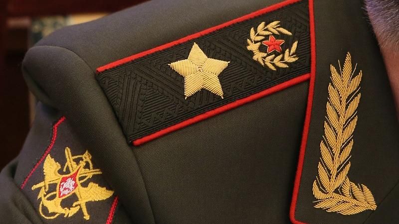 На Донбас приїхали високопоставлені російські військові з "перевіркою", — розвідка На Донбас приїхали високопоставлені російські військові з "перевіркою", — розвідка