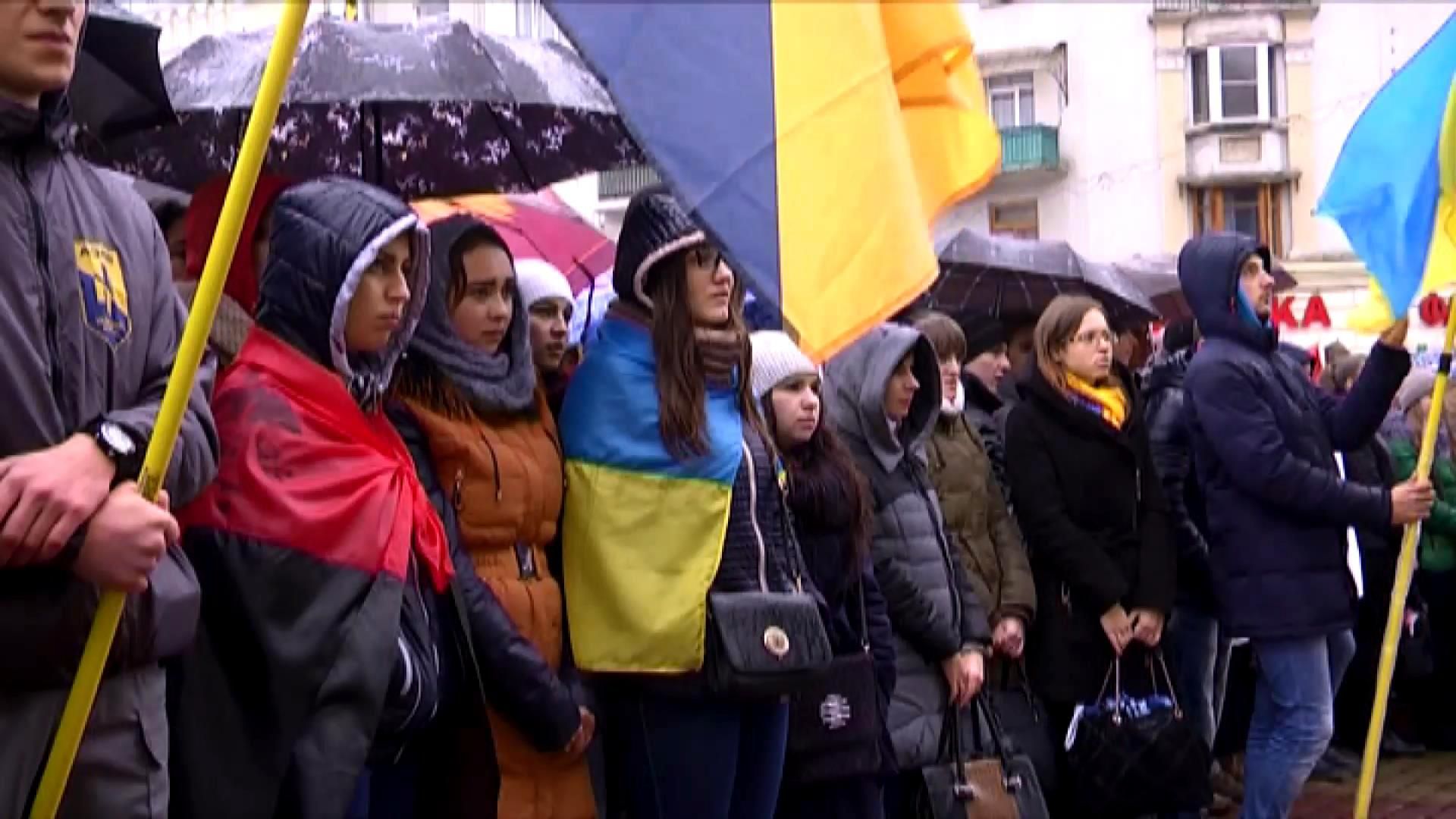 Близько тисячі студентів вийшли на вулиці Тернополя
