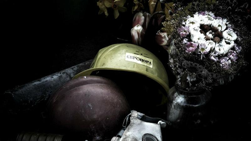 В Киеве евромайдановцы почтили память погибших собратьев