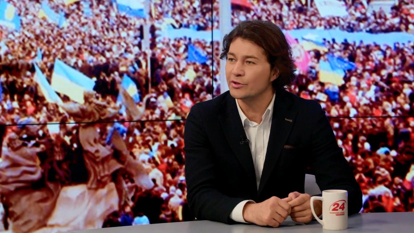 Краще винести двері до суду, ніж скликати народ на Майдан, — голос Євромайдану