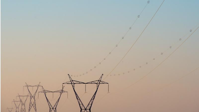 Від пошкоджених опор постраждали і прикордонні райони Херсонщини Від пошкоджених опор постраждали і прикордонні райони Херсонщини