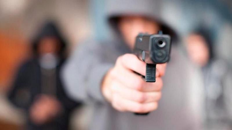 Полтавець відкрив стрілянину в магазині Полтавець відкрив стрілянину в магазині