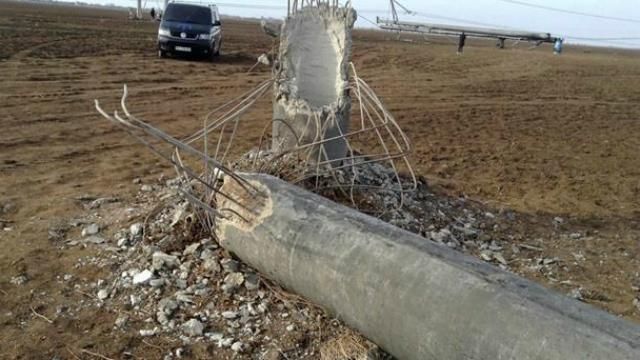 Учасники блокади Криму висунули свої вимоги Учасники блокади Криму висунули свої вимоги