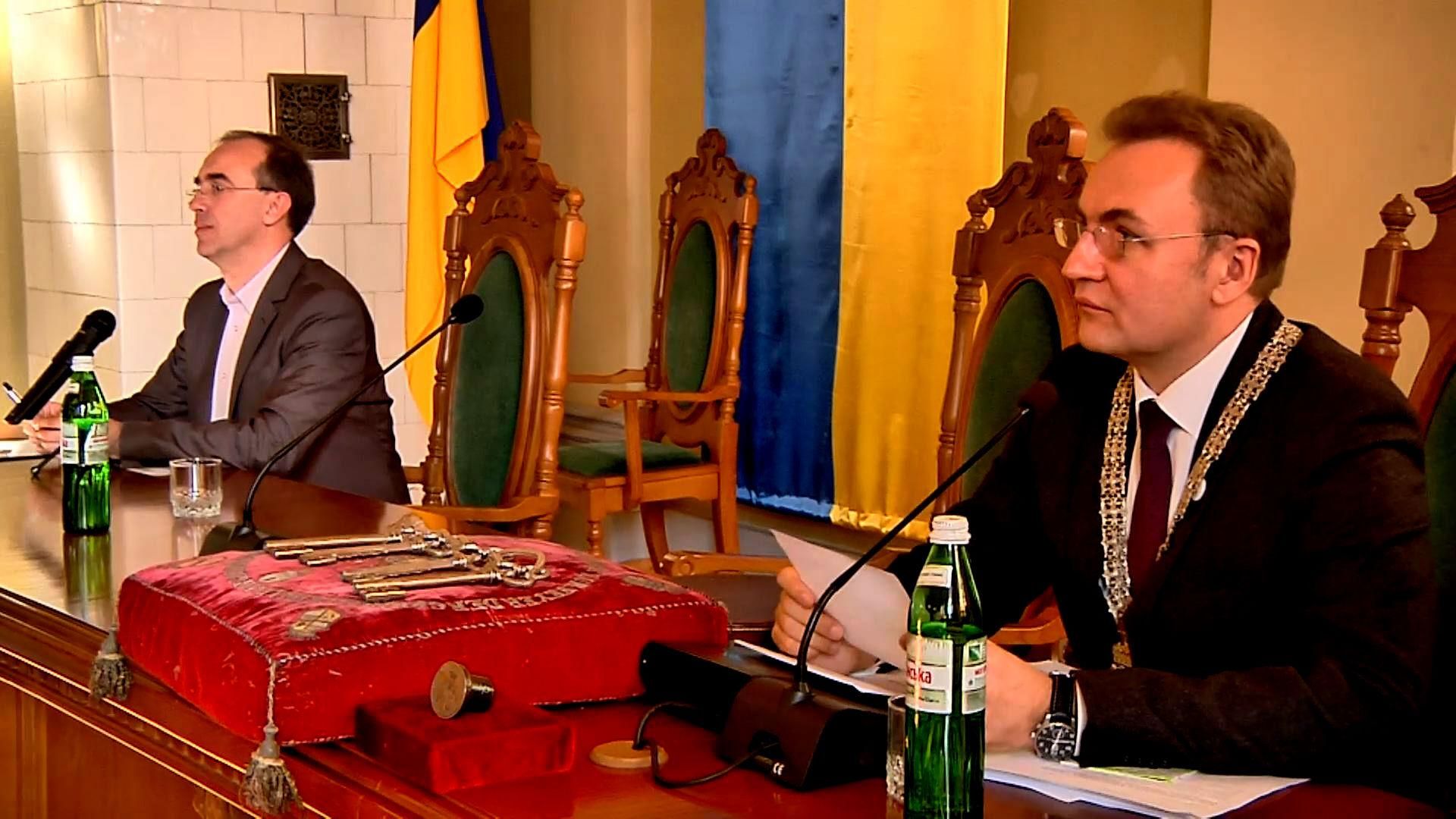 Садовый присягнул на верность львовянам Садовый присягнул на верность львовянам
