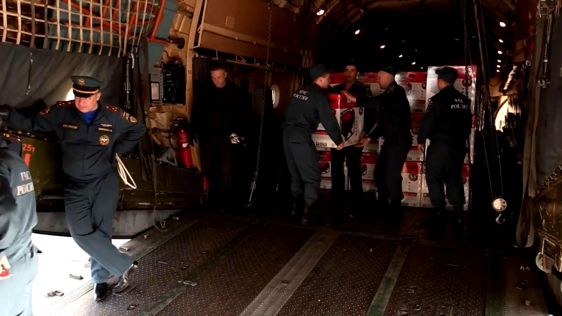 Три доби без світла — як виживають кримчани Три доби без світла — як виживають кримчани