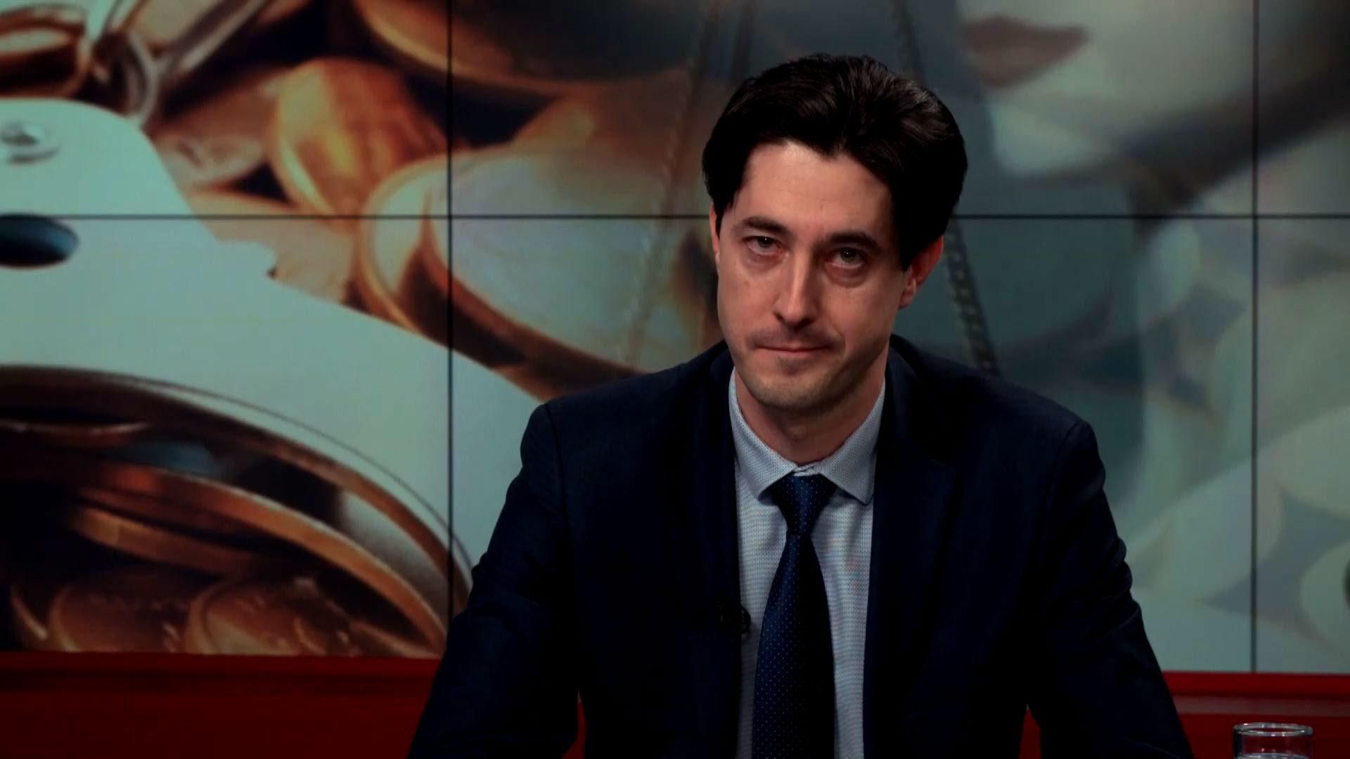 Заступник прокурора пояснив звідки в нього 2 квартири та дача Заступник прокурора пояснив звідки в нього 2 квартири та дача