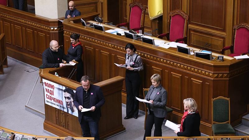 Нардеп Береза "змінив стать" і став чорношкірою американкою Нардеп Береза "змінив стать" і став чорношкірою американкою