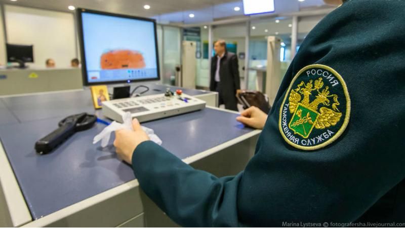 Російська митниця не пропускає турецькі вантажі Російська митниця не пропускає турецькі вантажі