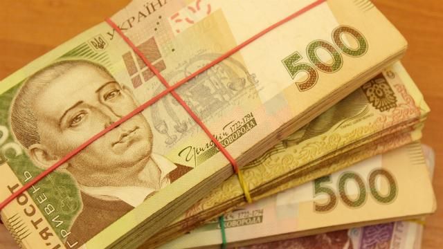 Утешительная тенденция: гривна два дня подряд укрепляет свои позиции Утешительная тенденция: гривна два дня подряд укрепляет свои позиции