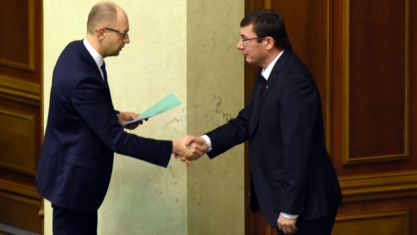 У "Блоці Порошенка" не планують відправляти Яценюка у відставку У "Блоці Порошенка" не планують відправляти Яценюка у відставку