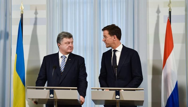 Три важливі заяви з поїздки Порошенка до Нідерландів Три важливі заяви з поїздки Порошенка до Нідерландів
