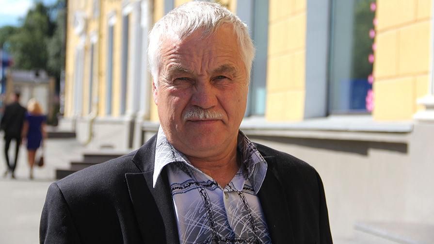 Российского депутата судят за призыв к референдуму Российского депутата судят за призыв к референдуму