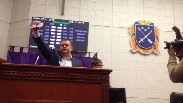 Филатов со скандалом принял присягу мэра: берется за увольнения Филатов со скандалом принял присягу мэра: берется за увольнения