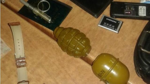 Мужчина принес гранаты в кафе на Закарпатье Мужчина принес гранаты в кафе на Закарпатье
