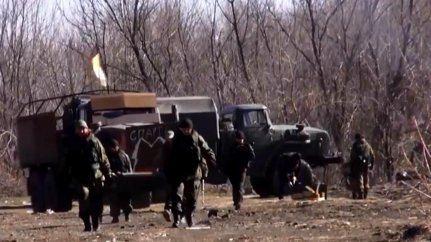 СБУ впустила в Україну людей, які працювали на бойовиків СБУ впустила в Україну людей, які працювали на бойовиків