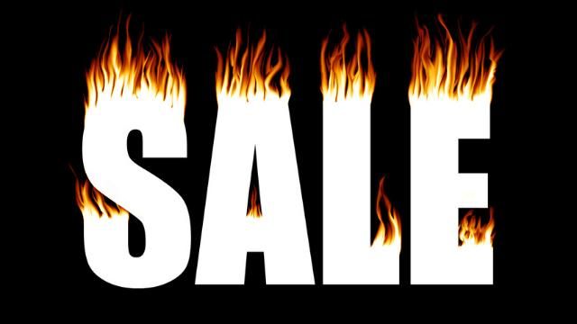 Шокуюче відео: двоє чоловіків влаштували побоїще через знижки у чорну п'ятницю Шокуюче відео: двоє чоловіків влаштували побоїще через знижки у чорну п'ятницю