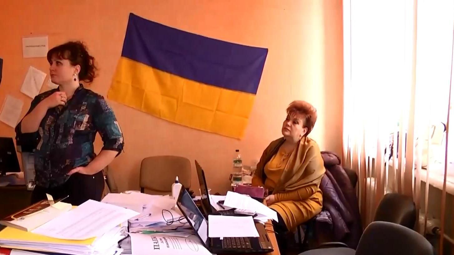 Маріуполь і Красноармійськ вже готові до виборів у цю неділю, — спостерігачі
