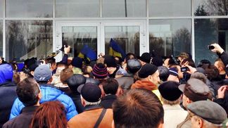 В Кривой Рог съехались "титушки" со всего региона