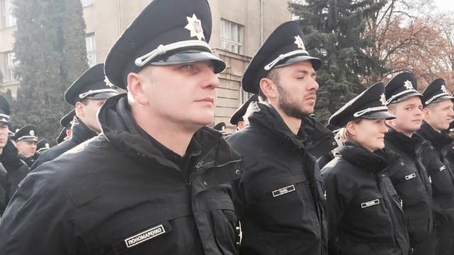 Закарпатським поліцейським став відомий боєць АТО Закарпатським поліцейським став відомий боєць АТО