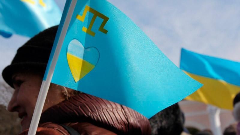 Росія зганяє кримських татар на мітинг проти блокади Росія зганяє кримських татар на мітинг проти блокади