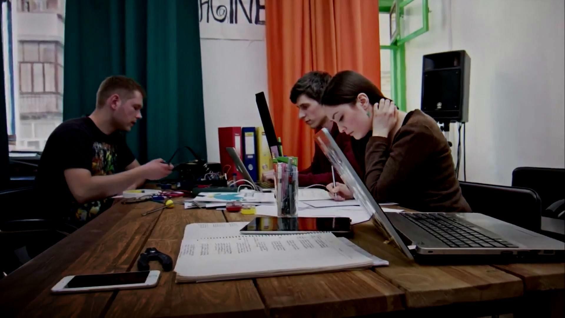 Українці винайшли інтелектуальну систему, що стежить за споживанням енергії Українці винайшли інтелектуальну систему, що стежить за споживанням енергії