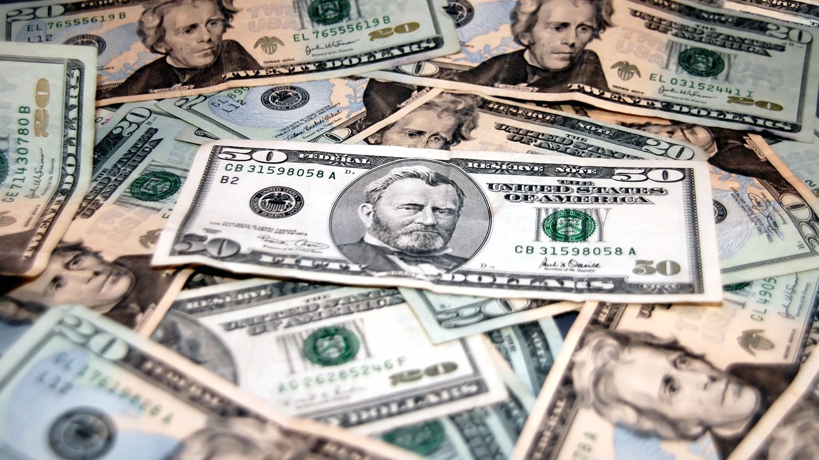 У Яресько розповіли, скільки коштуватиме долар у 2016 У Яресько розповіли, скільки коштуватиме долар у 2016