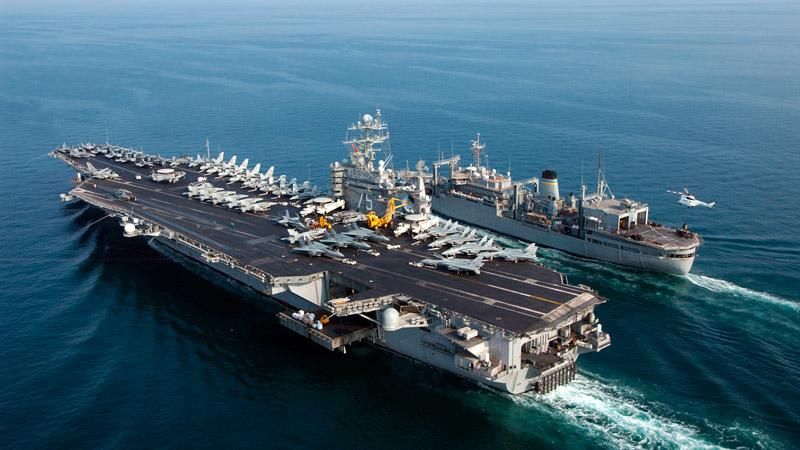 НАТО пригласил Яценюка на свой атомный авианосец НАТО пригласил Яценюка на свой атомный авианосец