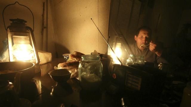 Чергова спроба "підключити" Крим до електрики з Росії провалилась Чергова спроба "підключити" Крим до електрики з Росії провалилась