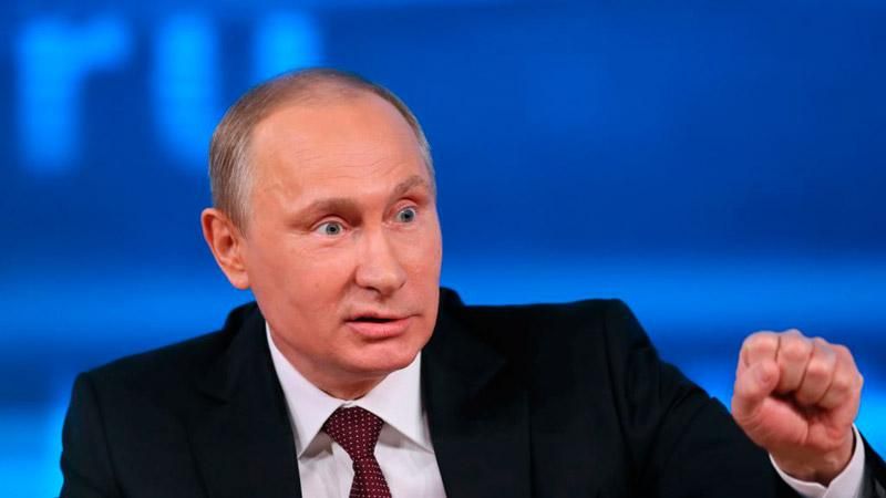 Путин прибыл в темный Крым Путин прибыл в темный Крым