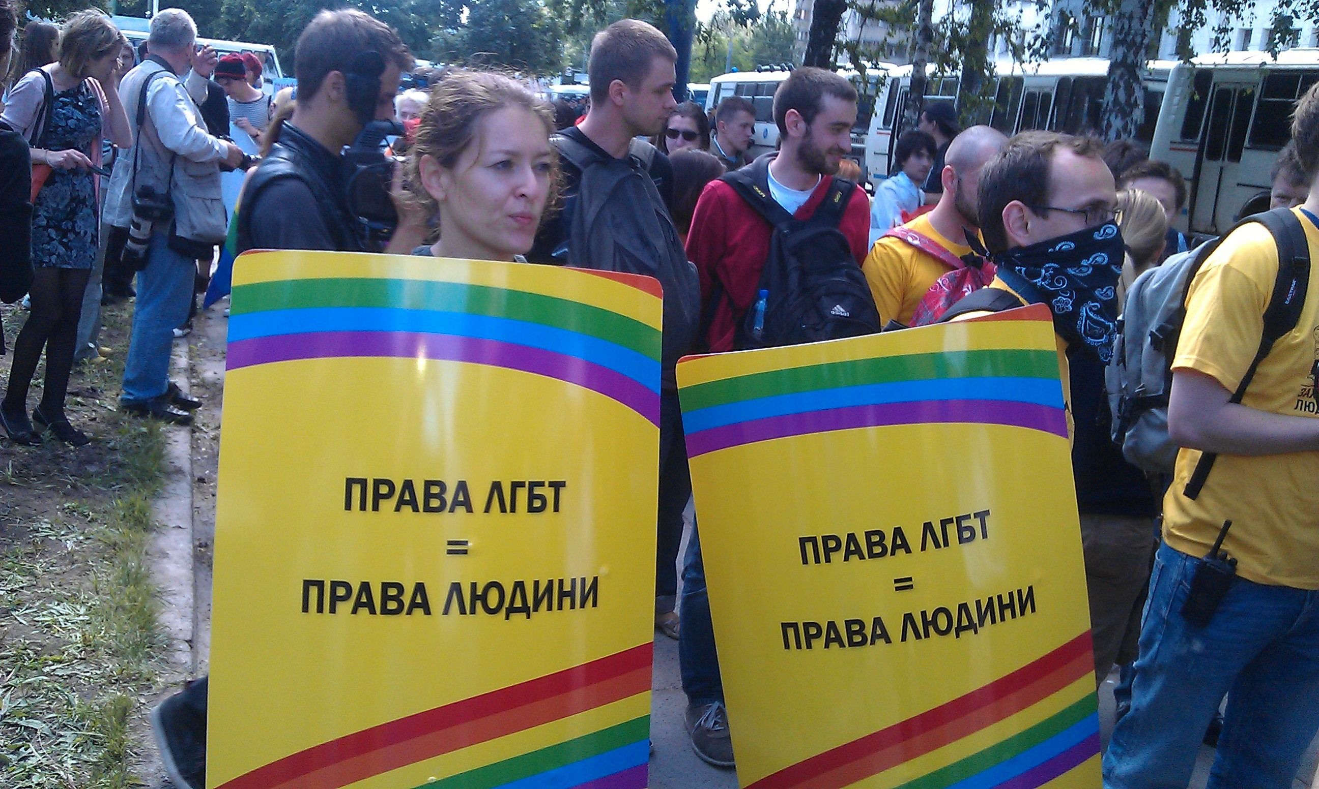 ЛГБТ-спільнота оплатила лікування українському поліцейському