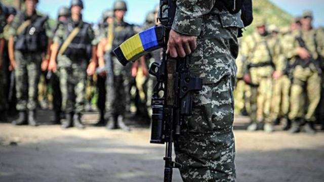 У Порошенко отчитываются: на Донбассе снова неспокойно