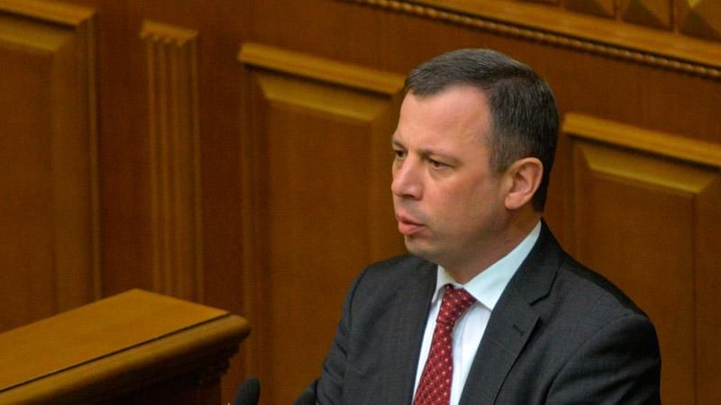 Ініційована урядом децентралізація збільшила доходи місцевих бюджетів на 40%, — Михайло Хміль Ініційована урядом децентралізація збільшила доходи місцевих бюджетів на 40%, — Михайло Хміль