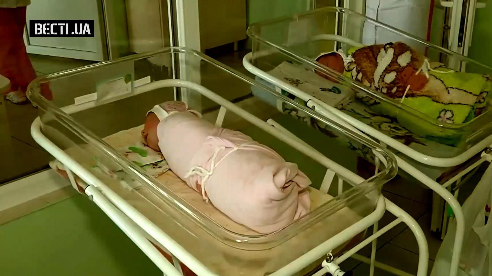 "Власть" Крыма предлагает увековечить события "энергетической блокады" в именах новорожденных "Власть" Крыма предлагает увековечить события "энергетической блокады" в именах новорожденных