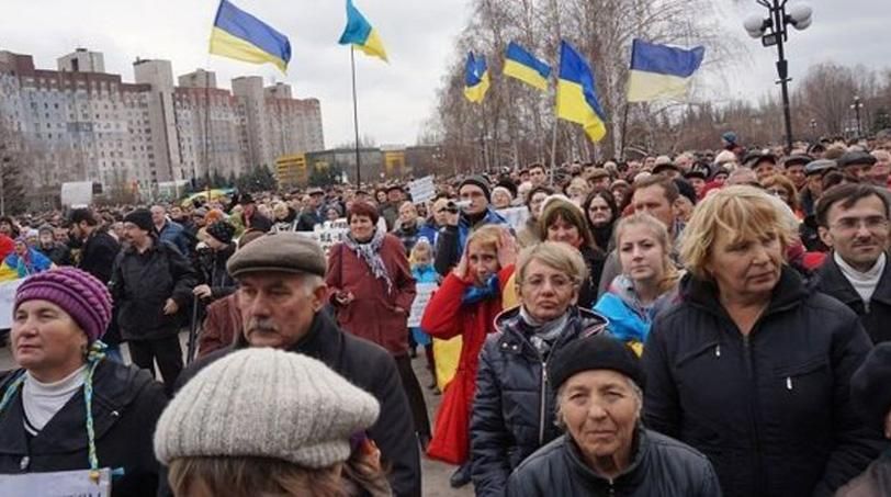 Майдан в Кривом Роге побеждает: горизбирком принял важные решения Майдан в Кривом Роге побеждает: горизбирком принял важные решения