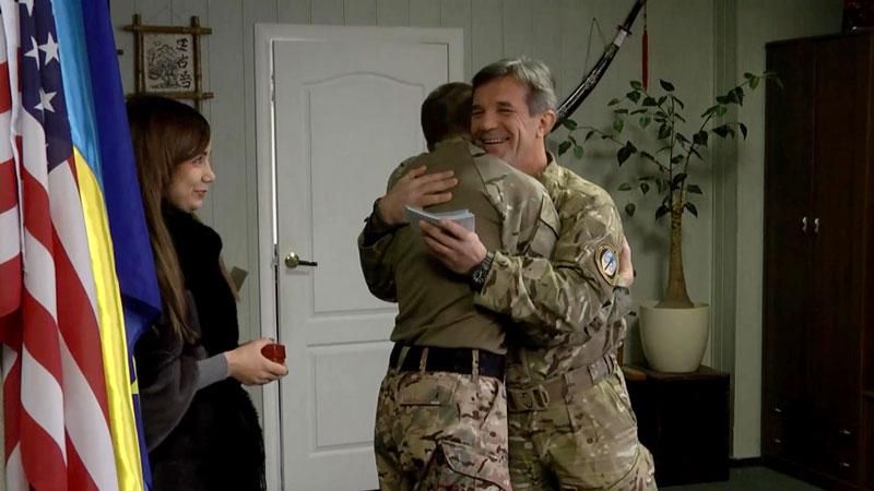 Бійці батальйону "Донбас" розповіли, за що вдячні волонтерам Бійці батальйону "Донбас" розповіли, за що вдячні волонтерам