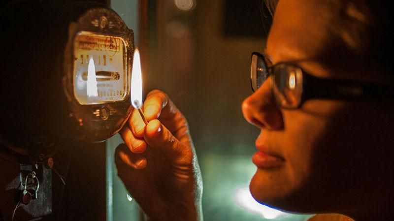 Крим знову у темряві. На російському енергомосту трапилась аварія Крим знову у темряві. На російському енергомосту трапилась аварія