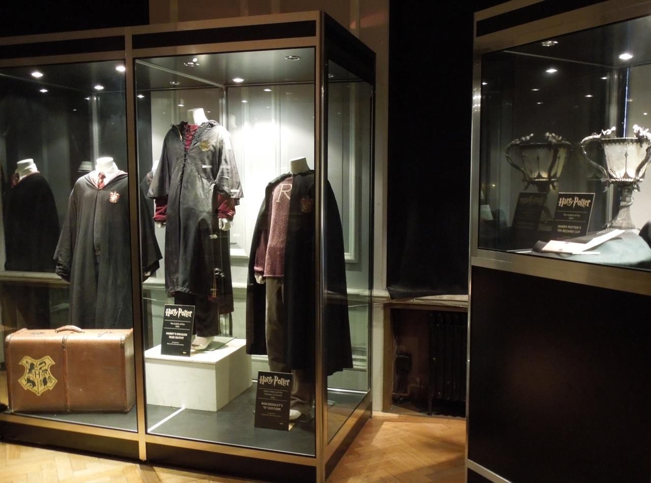 У Китаї показують оригінальні реквізити з фільму про Гаррі Поттера У Китаї показують оригінальні реквізити з фільму про Гаррі Поттера