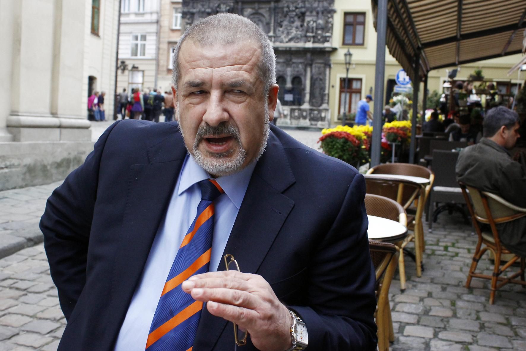 Українську електрику в Криму перекинуть на військові гарнізони, — Чубаров Українську електрику в Криму перекинуть на військові гарнізони, — Чубаров