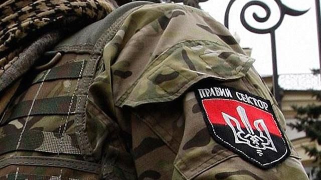 У "Правому секторі" погрожують припинити участь у блокаді Криму